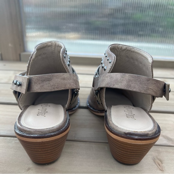 A Rider Girl Western Boho Studded Slingback, 6 - Picture 5 of 9